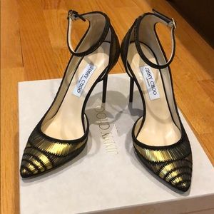 JIMMY CHOO pointed toe black/gold pumps